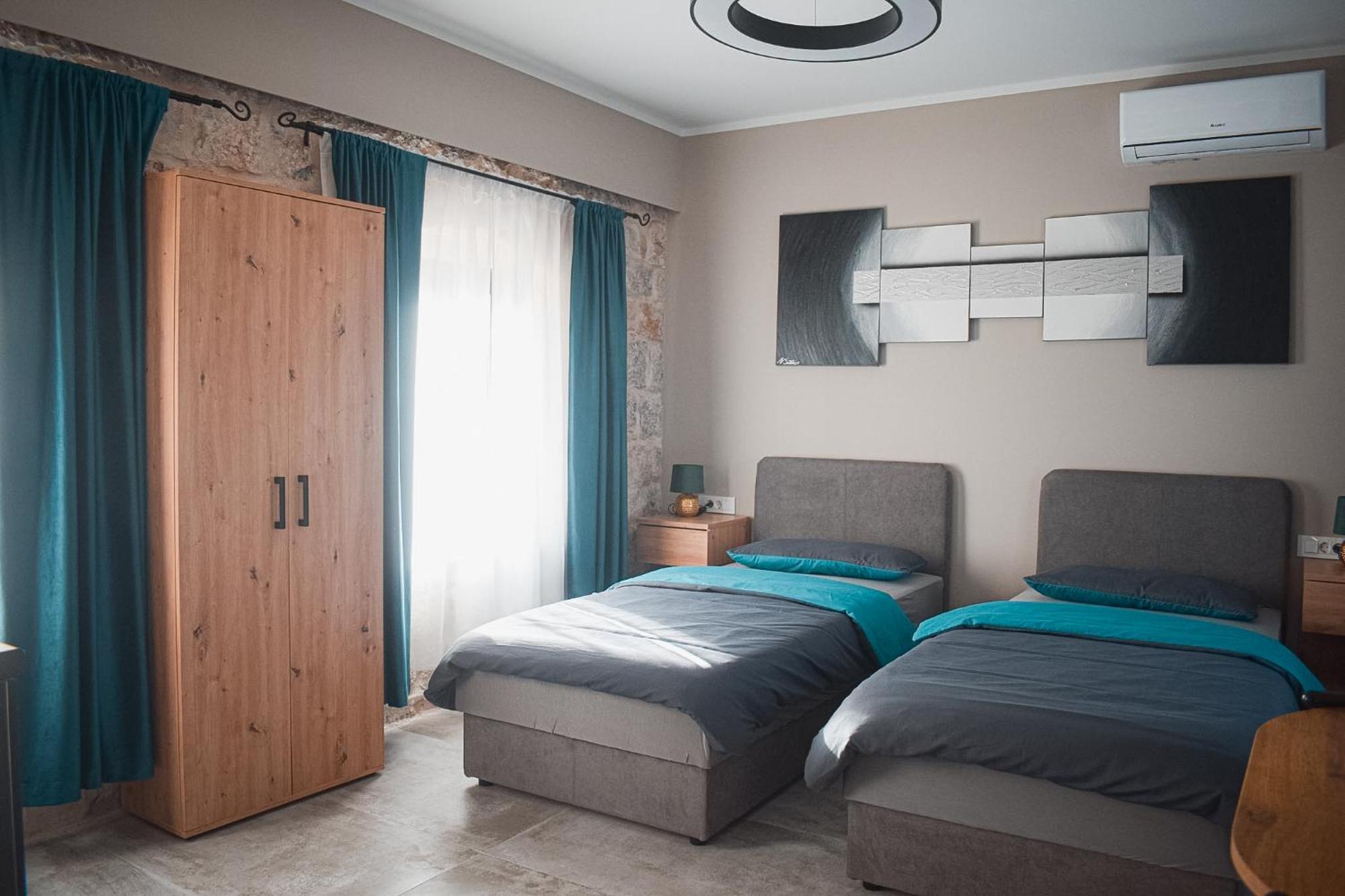 Apartments Jelovic Sinj Exterior photo